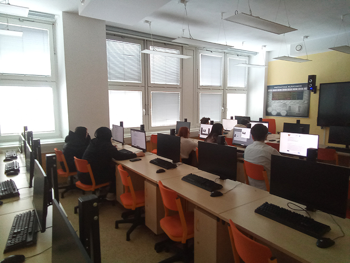 4. ročník Ekonomické olympiády 4. ročník Ekonomické olympiády