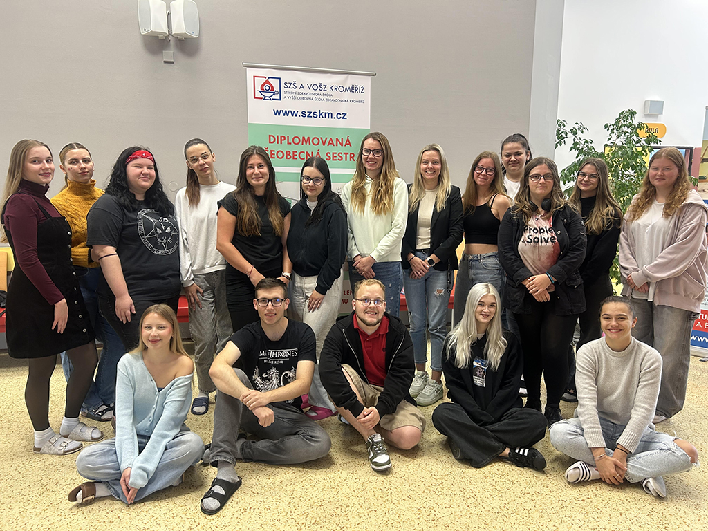 VOŠ ve druhém roce své existence VOŠ ve druhém roce své existence